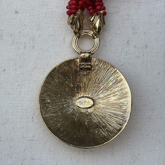 Vintage and RARE Bob Mackie sun goddess pendant necklace. - Picture 6 of 7